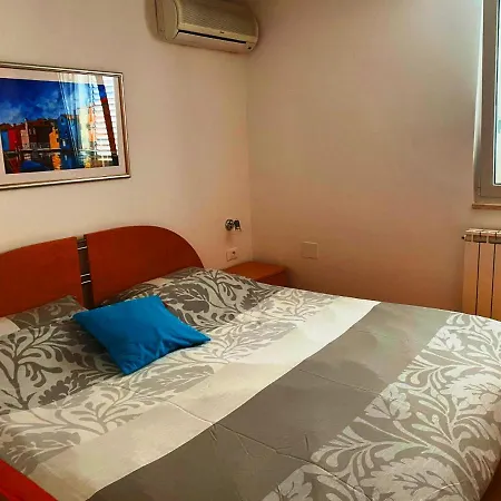 Beachfront Zala Holiday home
